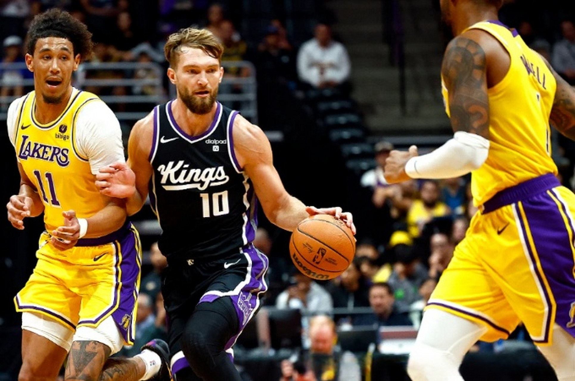 NBA季后赛倒计时，洛杉矶湖人清晨防线松动，细节引发关注，更衣室稳定，资深球员宣示担当的简单介绍-ayx爱游戏优惠